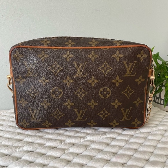 👜 Louis Vuitton Compiegne 23 Clutch.👜 - Picture 4 of 14